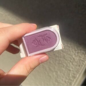 Purple Eyeshadow Single
